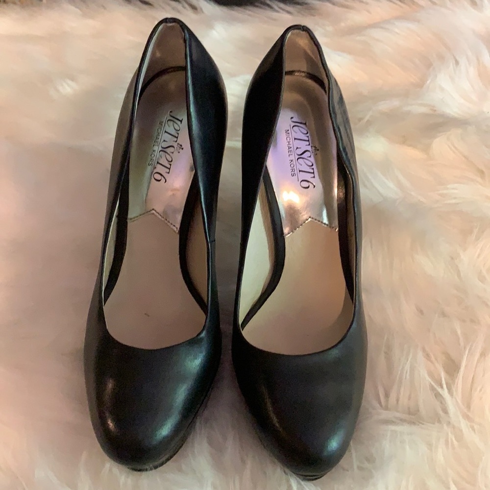 Michael Kors "The Jet Set 6" Sabrina Pump Heels
